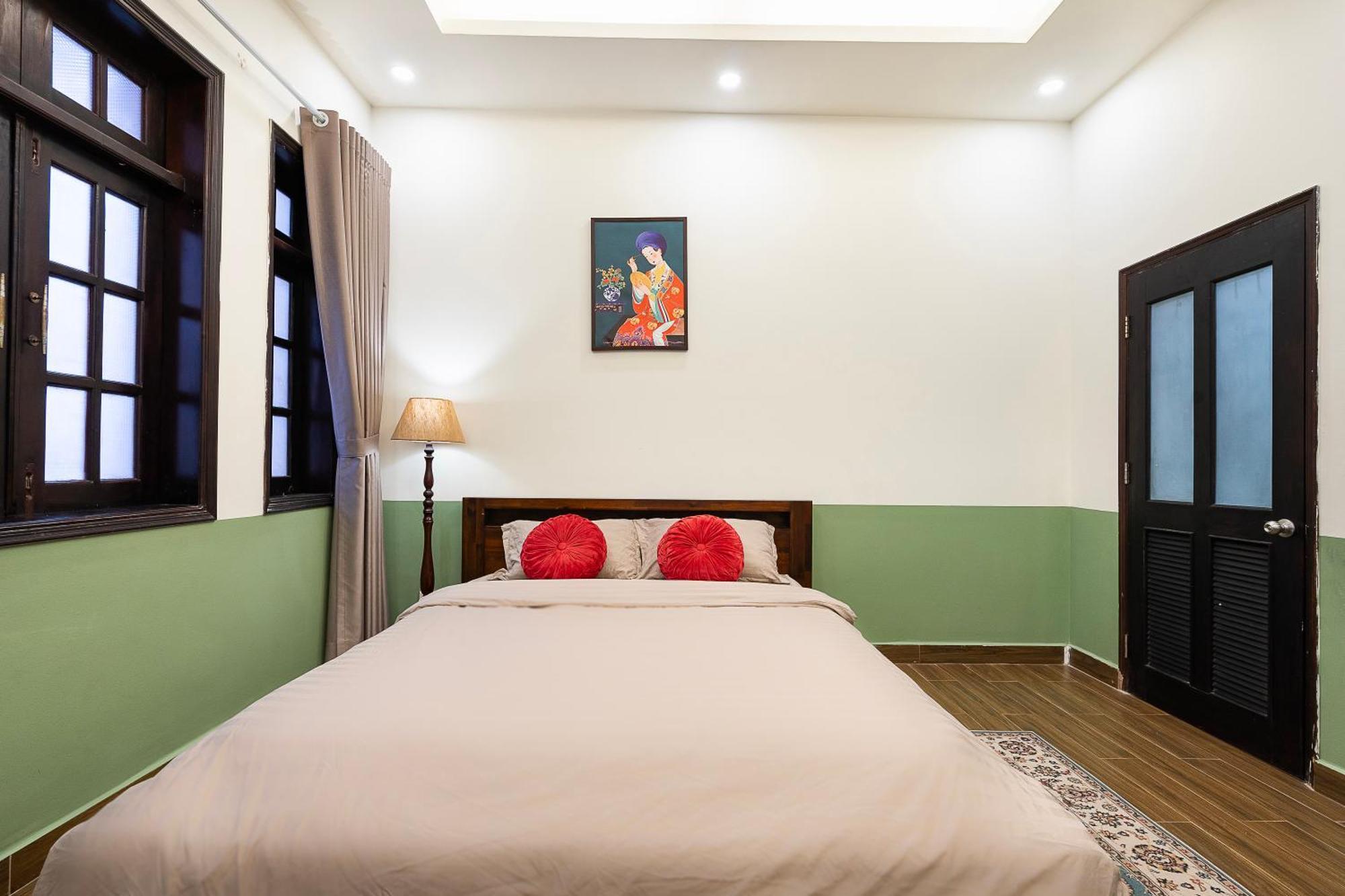 A Little Saigon Hotel - Bui Vien Walking Street Ho Chi Minh City Exterior photo