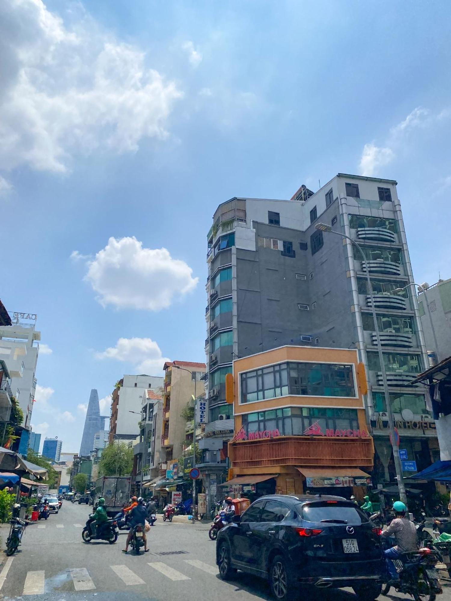 A Little Saigon Hotel - Bui Vien Walking Street Ho Chi Minh City Exterior photo